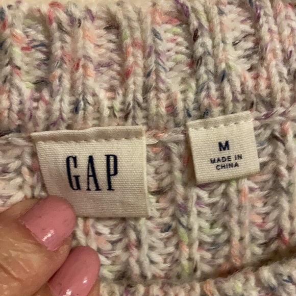 The GAP cable knit sweater size M - Picture 4 of 5